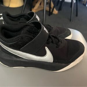 Nike Kids Black and Silver Sneakers